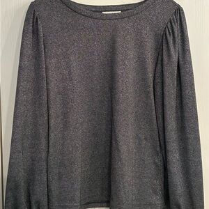 Gray Relaxed Shimmer Blouse with Full-Length Sleeves